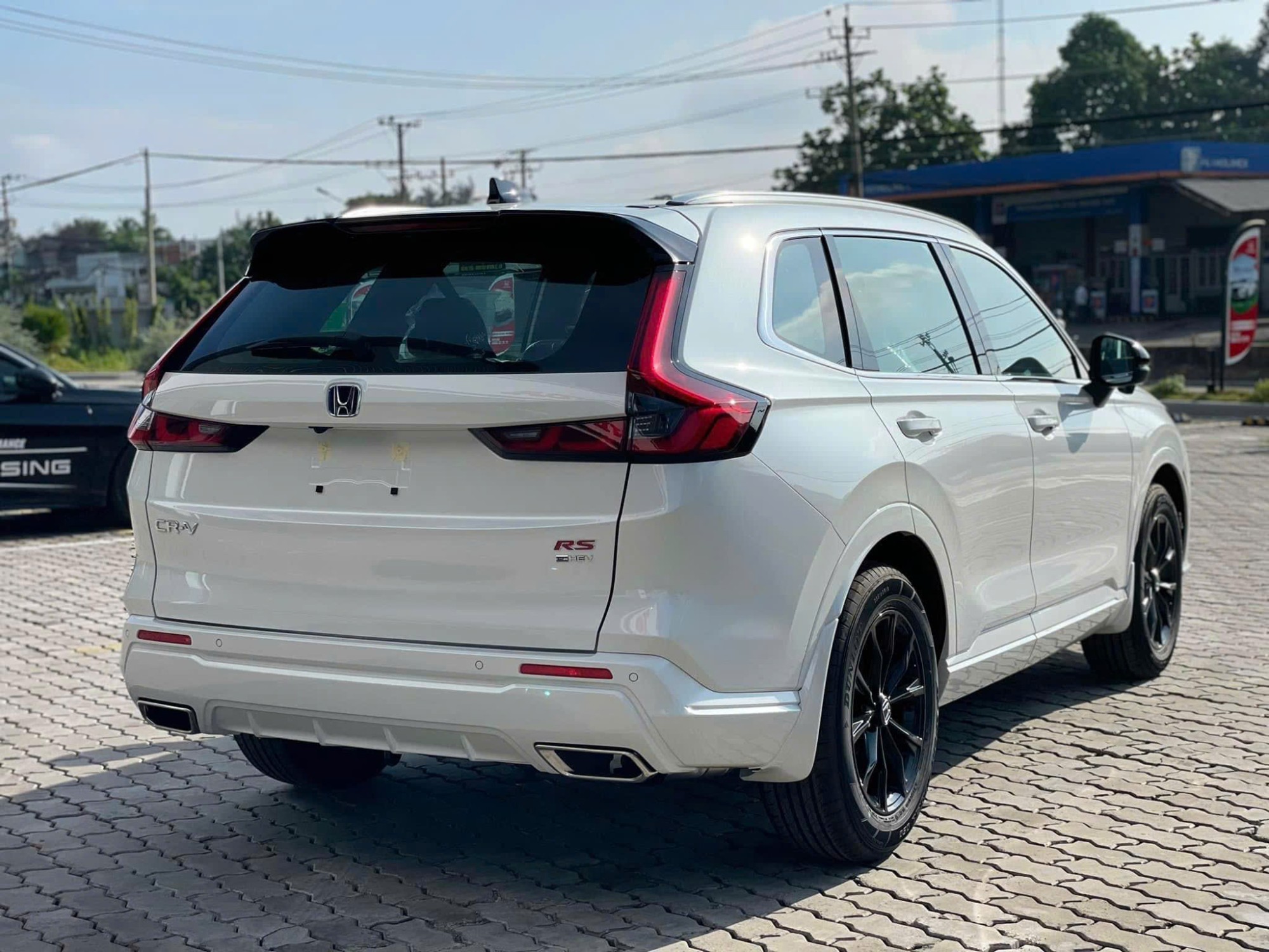 Đuôi xe Honda CR-V Hyird
