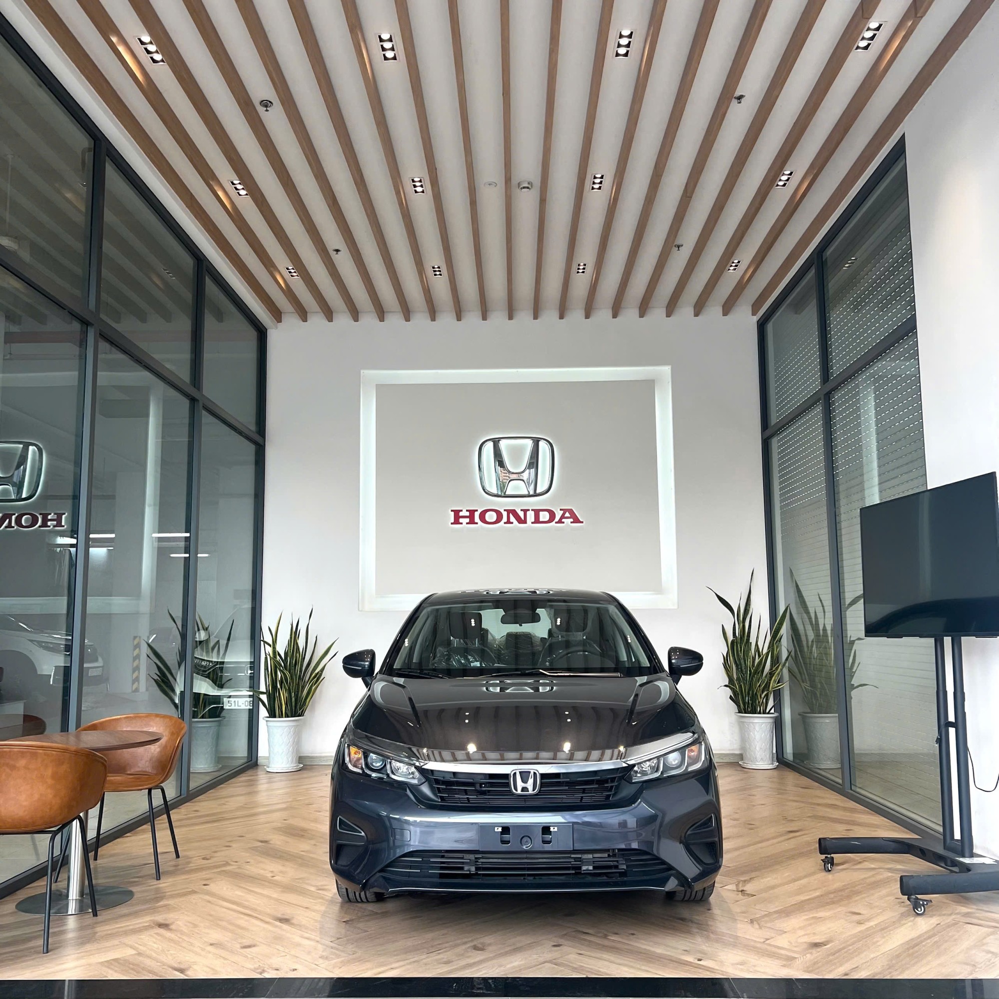 Honda City L xám 2026