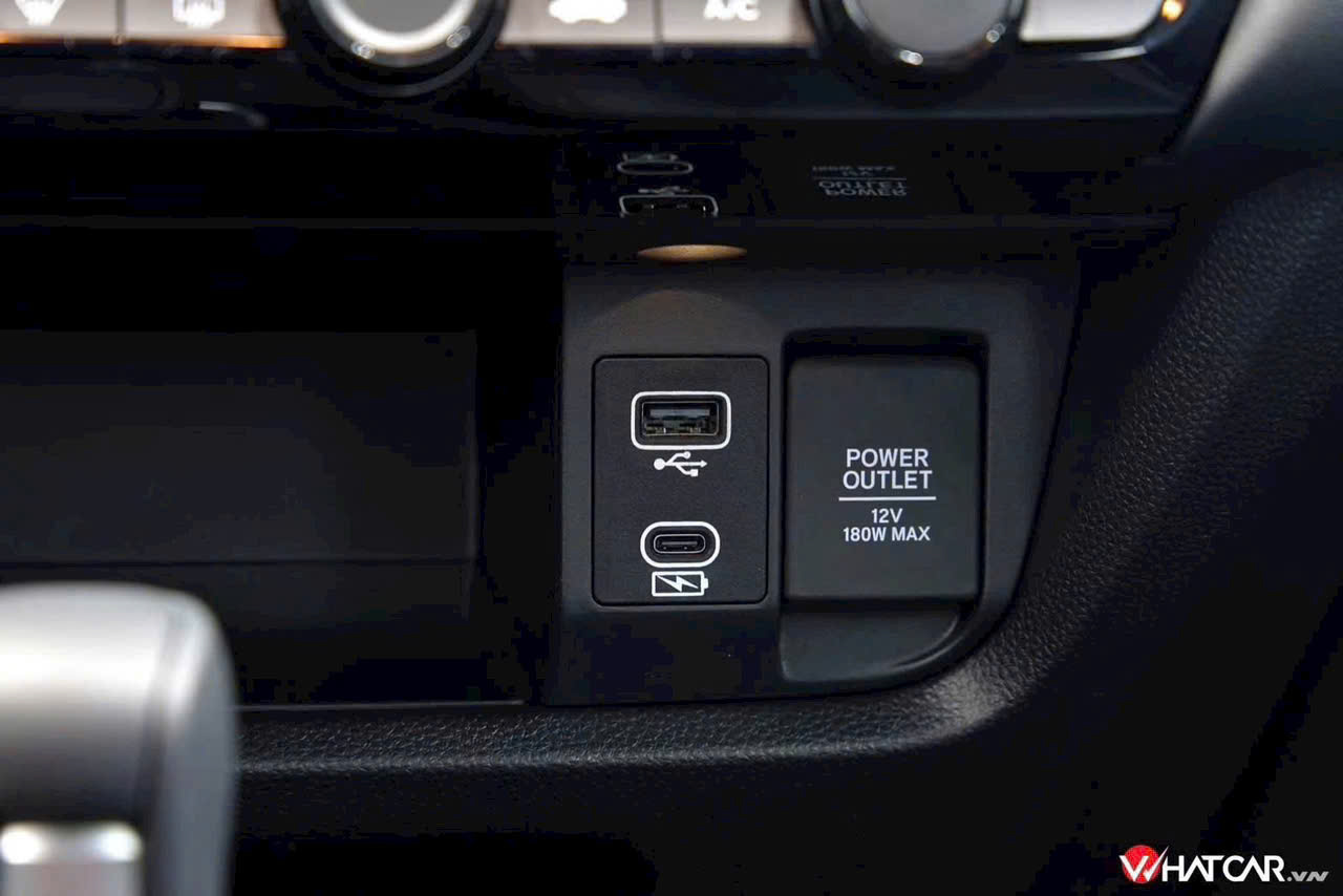 Cổng sạc Type C Honda City RS facelift 2026 - Đại Lý Honda Quận 2