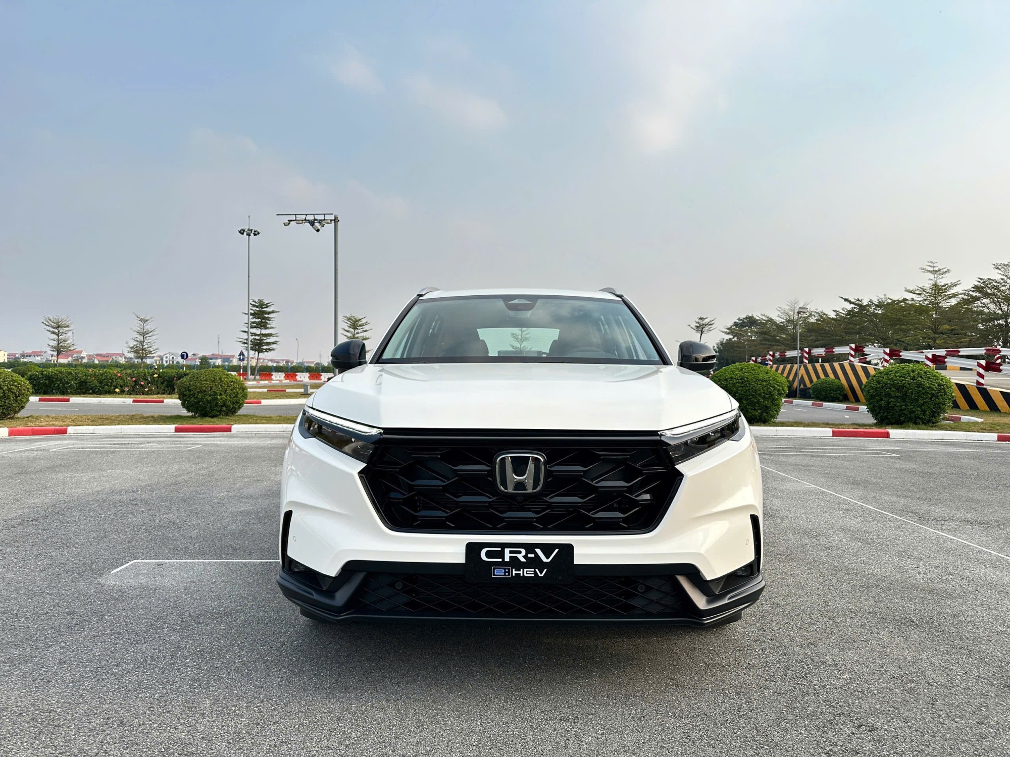Honda CR-V e:HEV L 2026 Màu Trắng