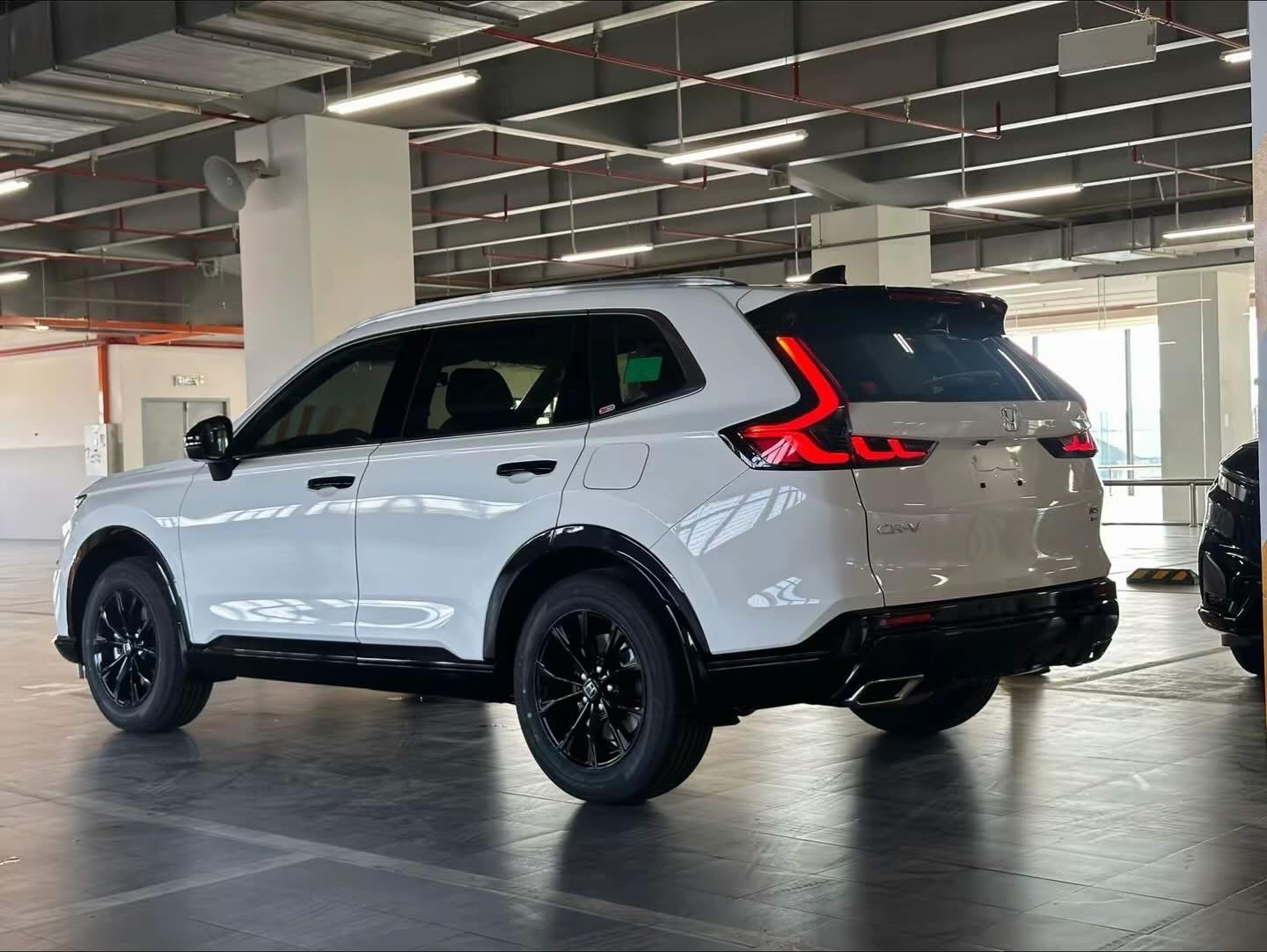 Honda CR-V e:HEV RS (Hybird 2.0) Màu Trắng 2026