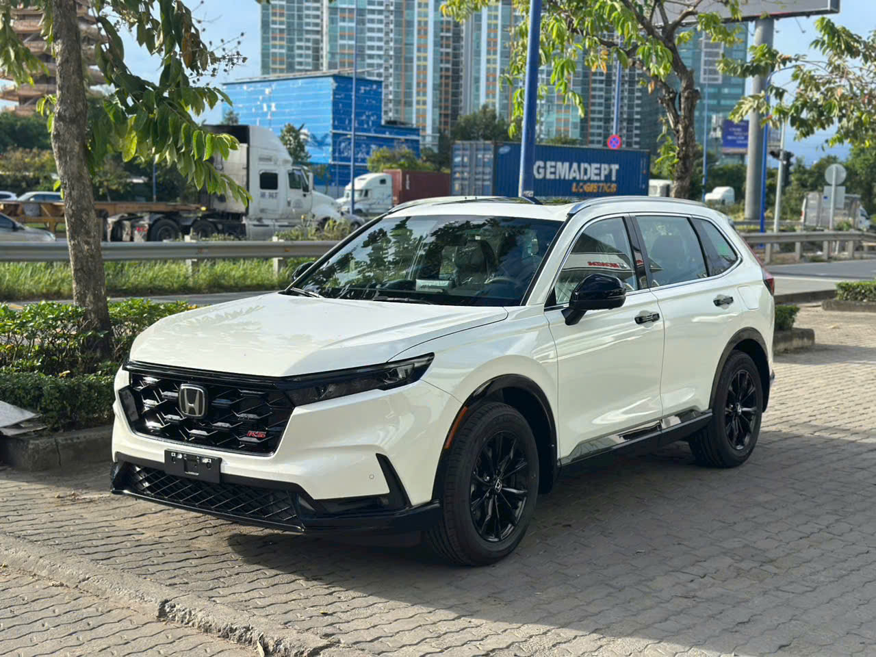 Honda CRV e:HEV RS 2026 - Hybrid màu trắng