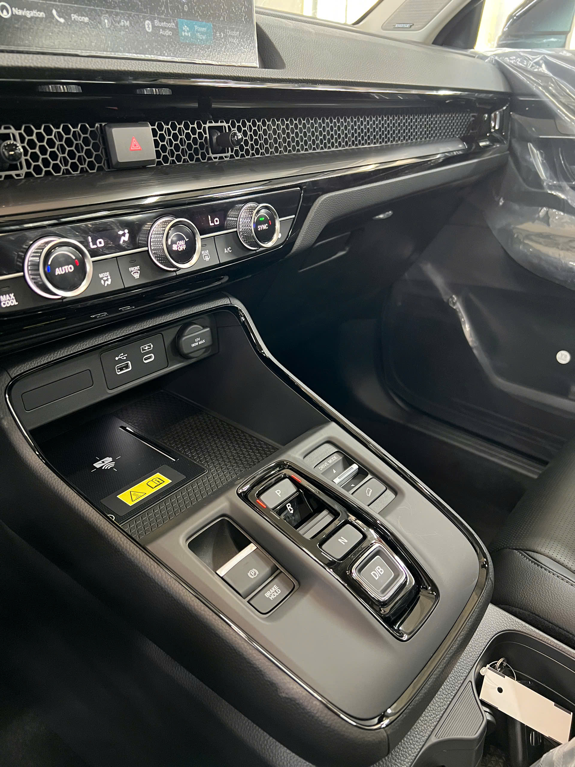 Nội thất của Honda CR-V e:HEV L 2026