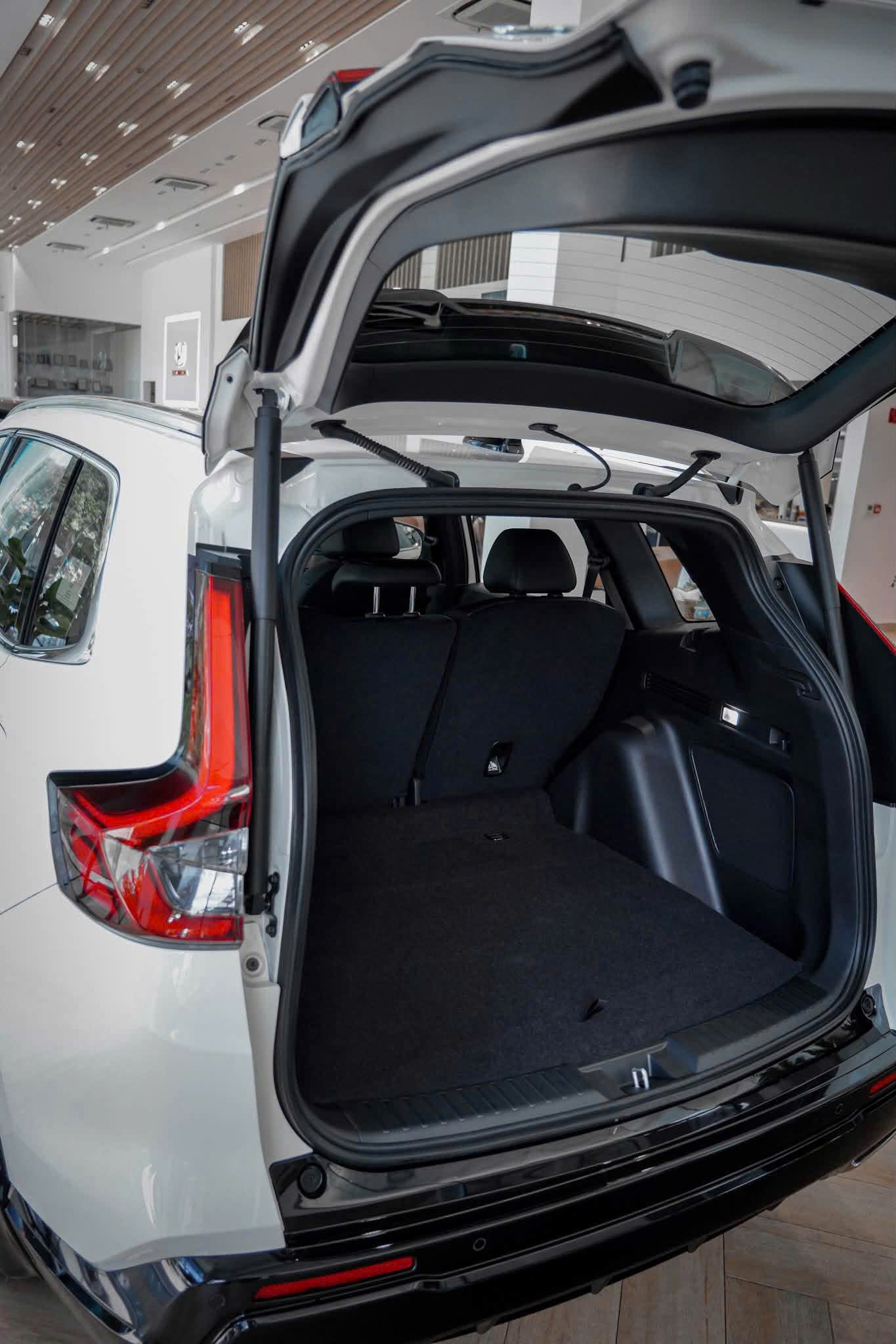 Khoang cốp của Honda CRV Hybrid 2026
