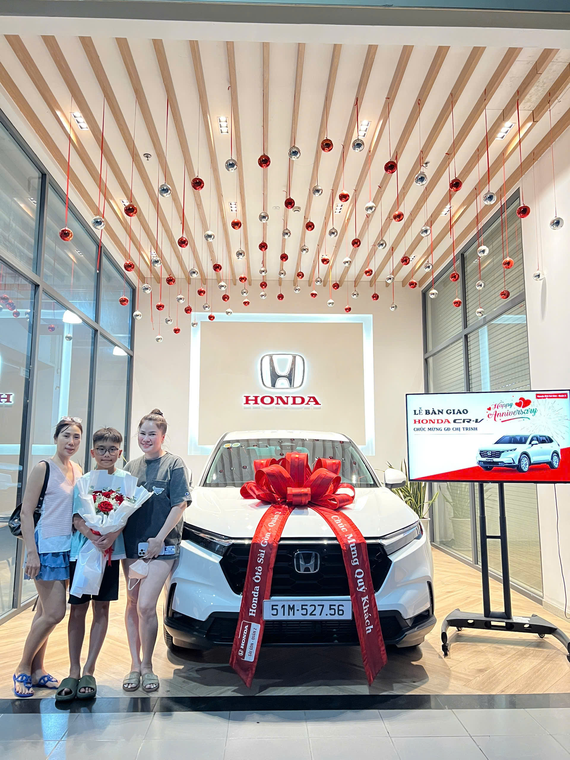 Bàn giao Honda CR-V tại Đại lý Honda Quận 2