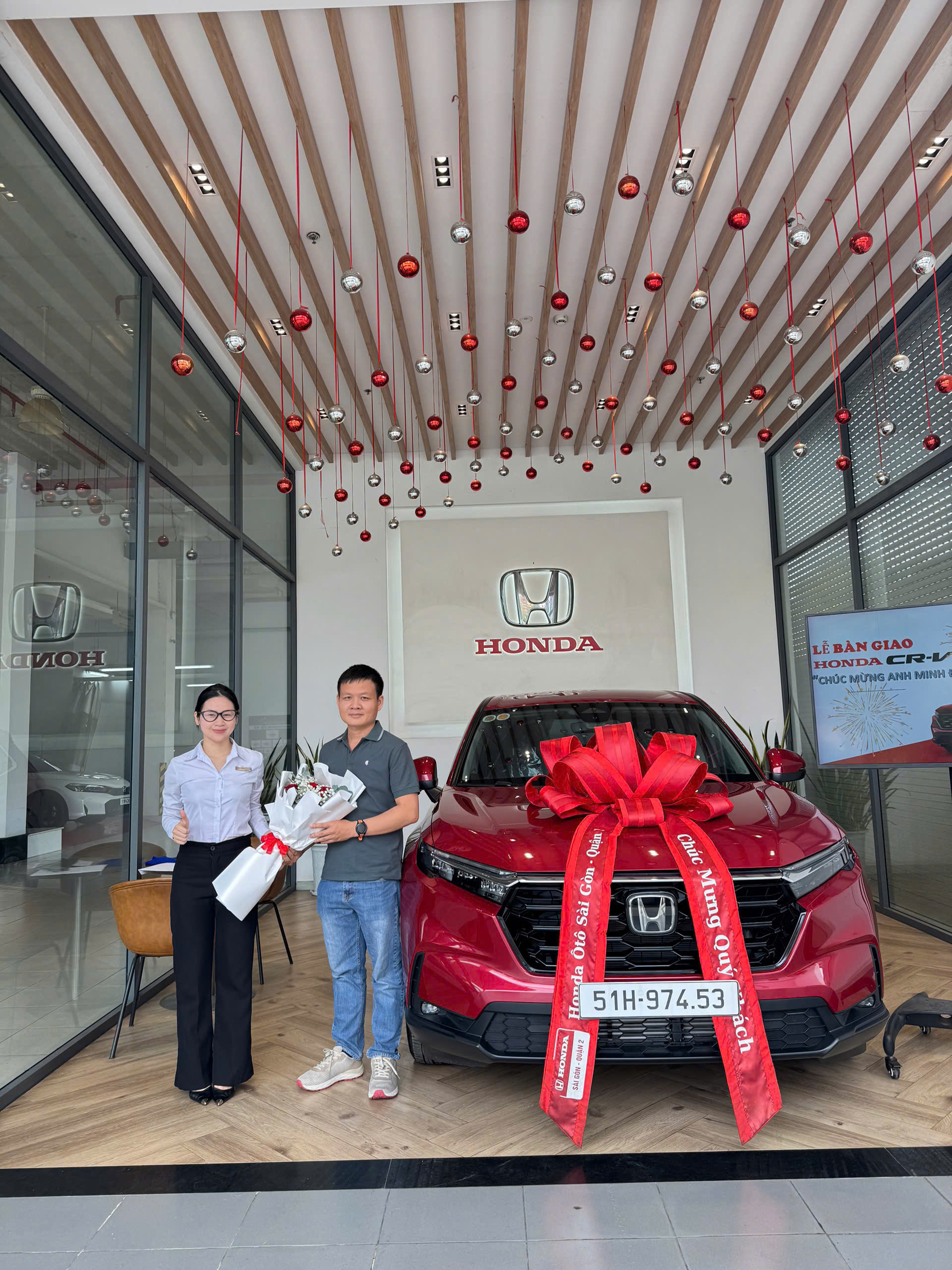 Bàn giao Honda CR-V tại Đại lý Honda Quận 2