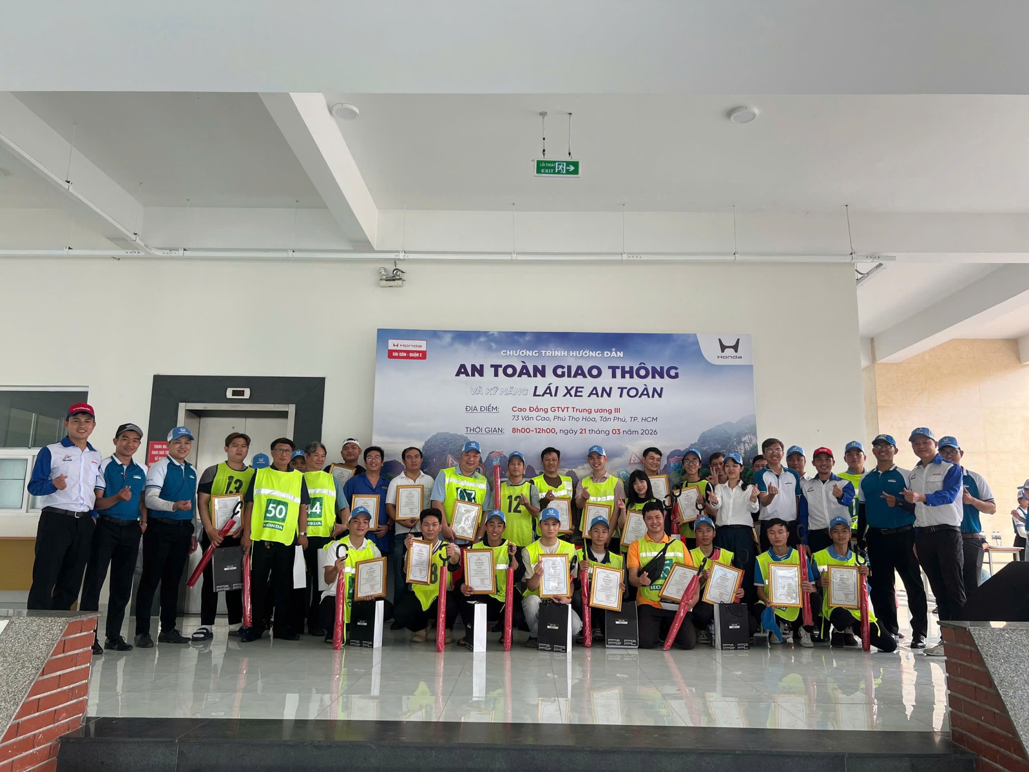 ĐĂNG KÝ THAM GIA CHƯƠNG TRÌNH HƯỚNG DẪN LÁI XE AN TOÀN - ĐẠI LÝ HONDA QUẬN 2